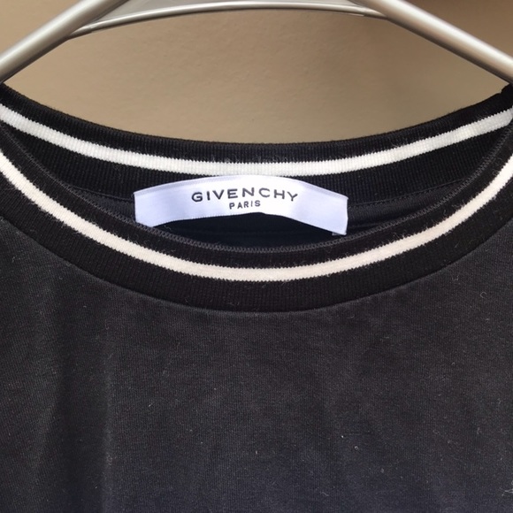 Givenchy Men’s T shirt - Picture 1 of 3